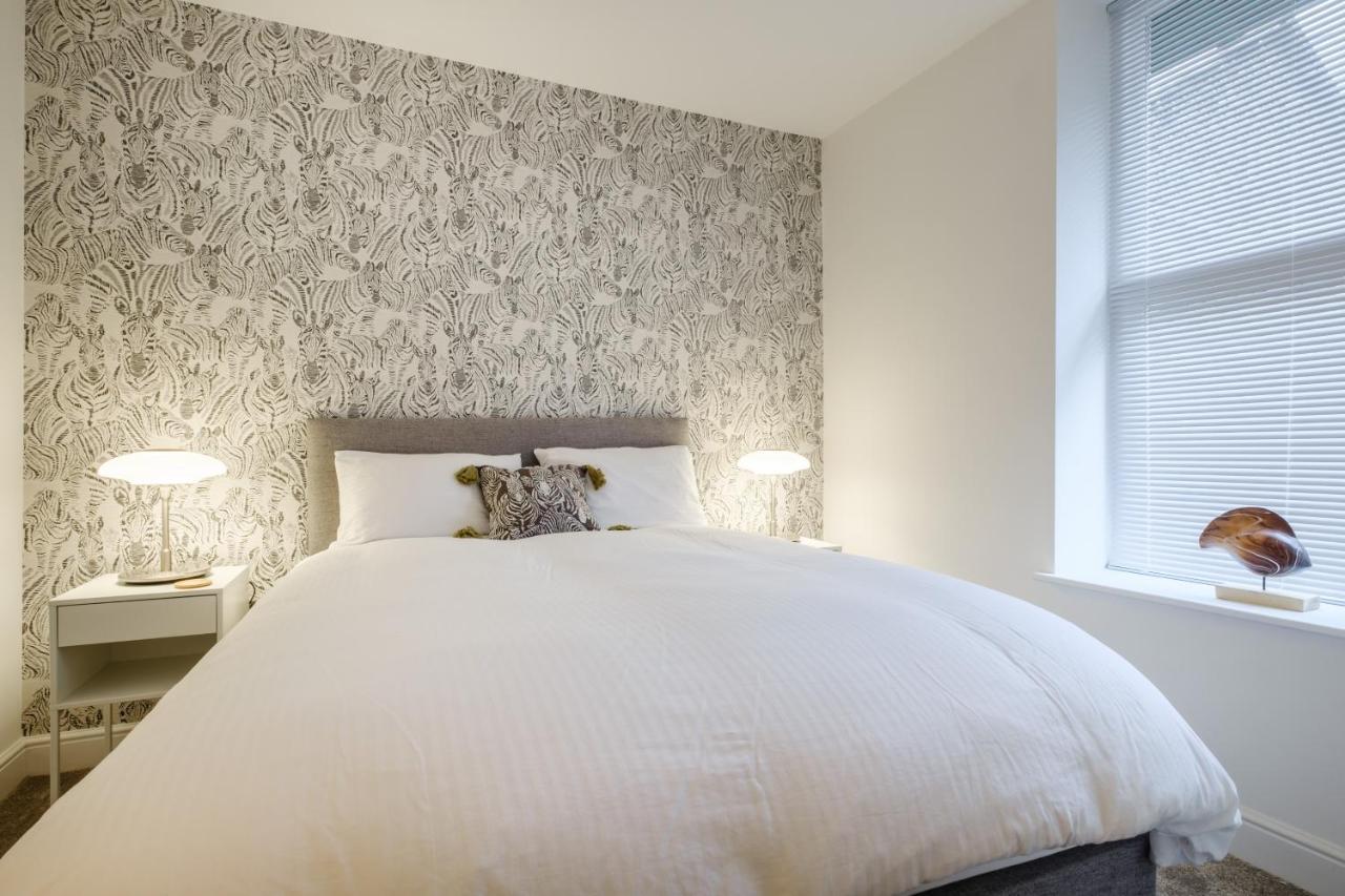 Flat 2, The Old Antiques Warehouse - Free Off-Site Health Club Access With Pool, Sauna, Steam Room & Gym Bowness-on-Windermere Esterno foto